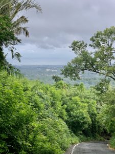 Recorrido por un camino pendiente